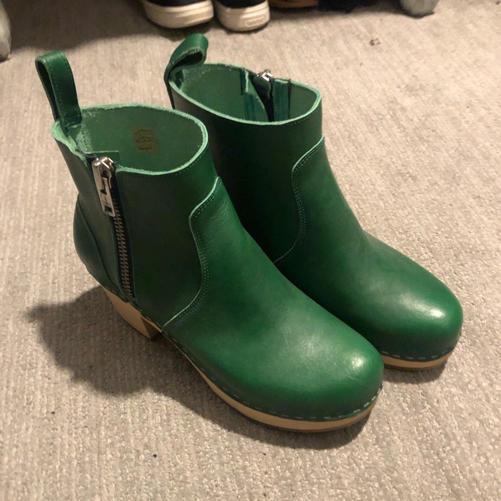 Swedish Hasbeen bootie size 39. NWOT.